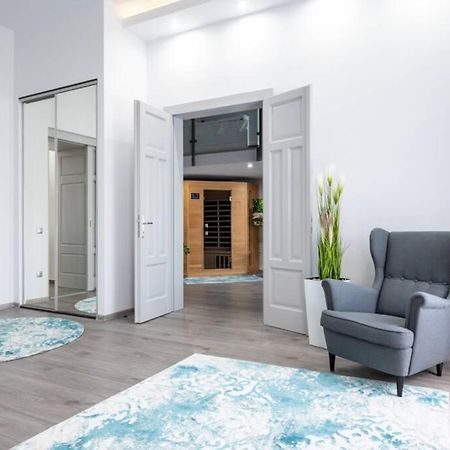 Luxus A Varos Felett Szombathely Buitenkant foto