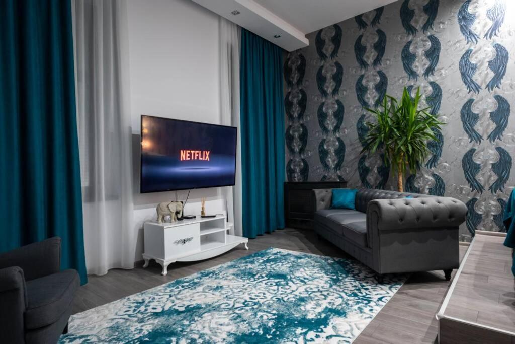Luxus A Varos Felett Szombathely Buitenkant foto
